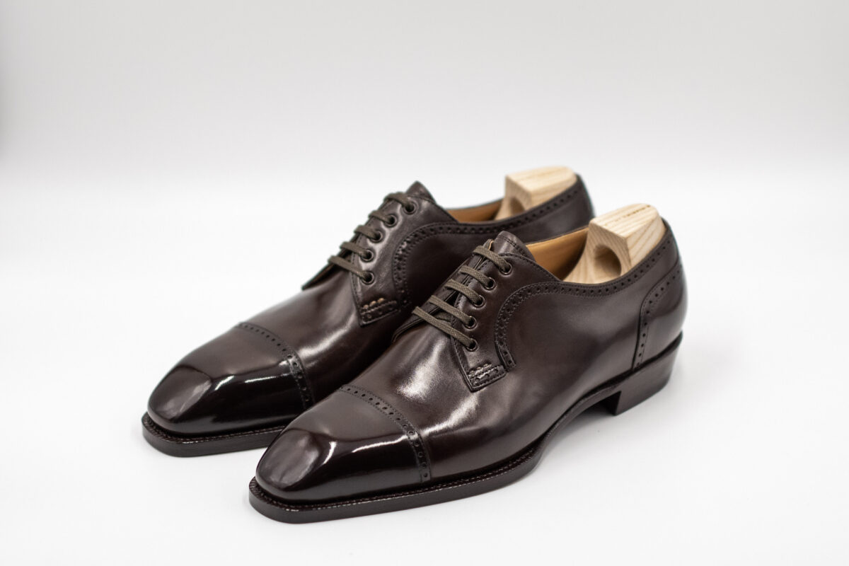 Saint Crispin's Derby 5 eyelets punched cap toe