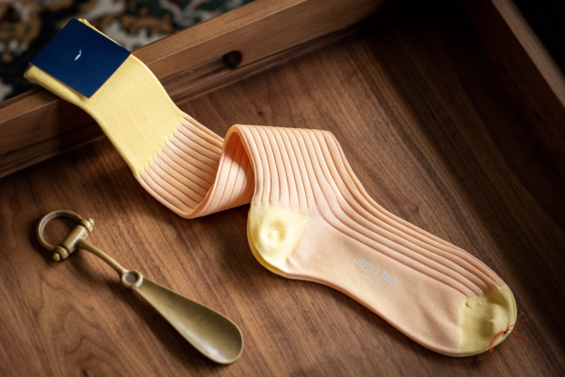 田中十靴店ホーズ シャドーストライプ soft yellow×rose pink - 画像 (2)